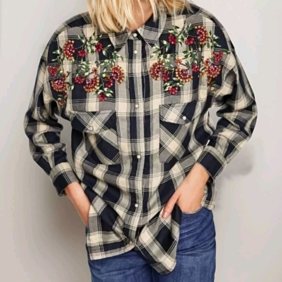 Zara Small Plaid Floral Embroidered Beaded Pearl Snap Button Down Shirt/Blouse - Picture 1 of 13